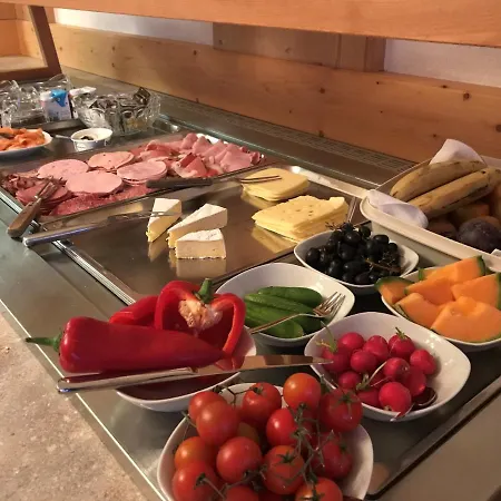 Gaestehaus Waltl Bed and Breakfast