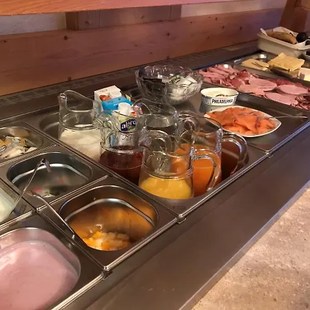 Bed and breakfast Gaestehaus Waltl 3*